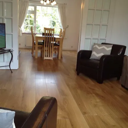 13 Pearse Tce. Nyaraló