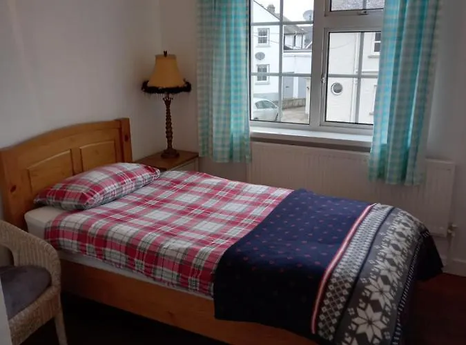 Dom wakacyjny 13 Pearse Tce. *